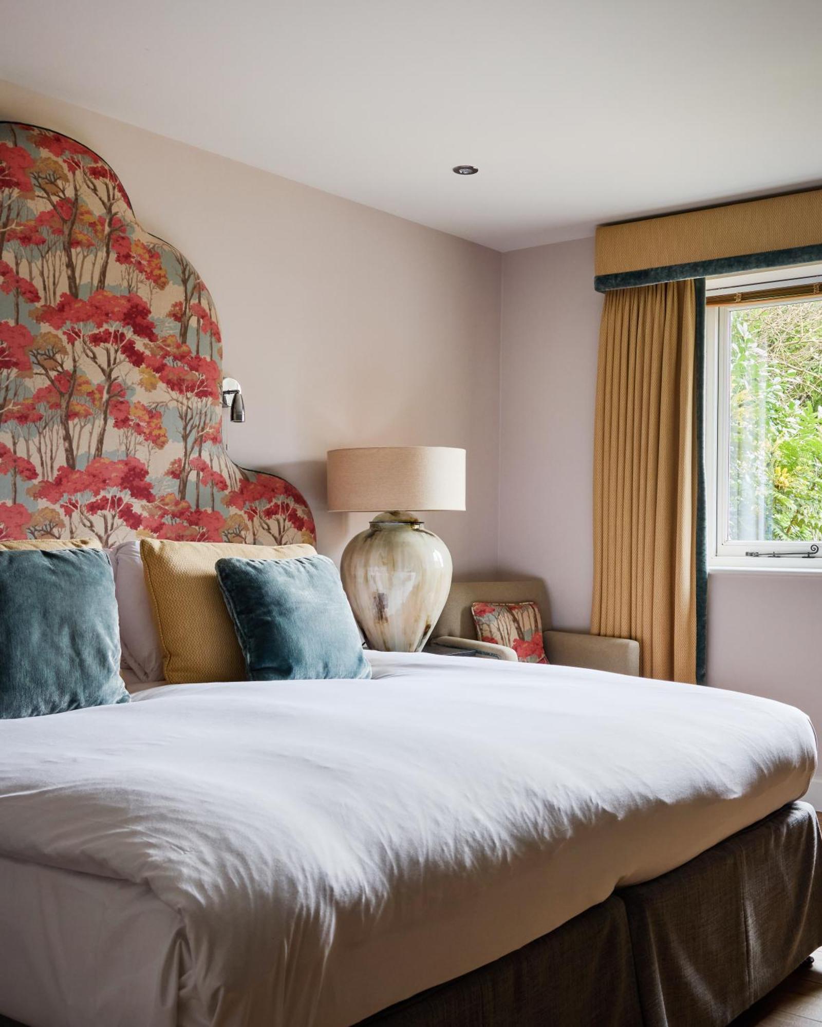מלון Stanton Harcourt The Harcourt Arms חדר תמונה A bedroom at The Old parsonage